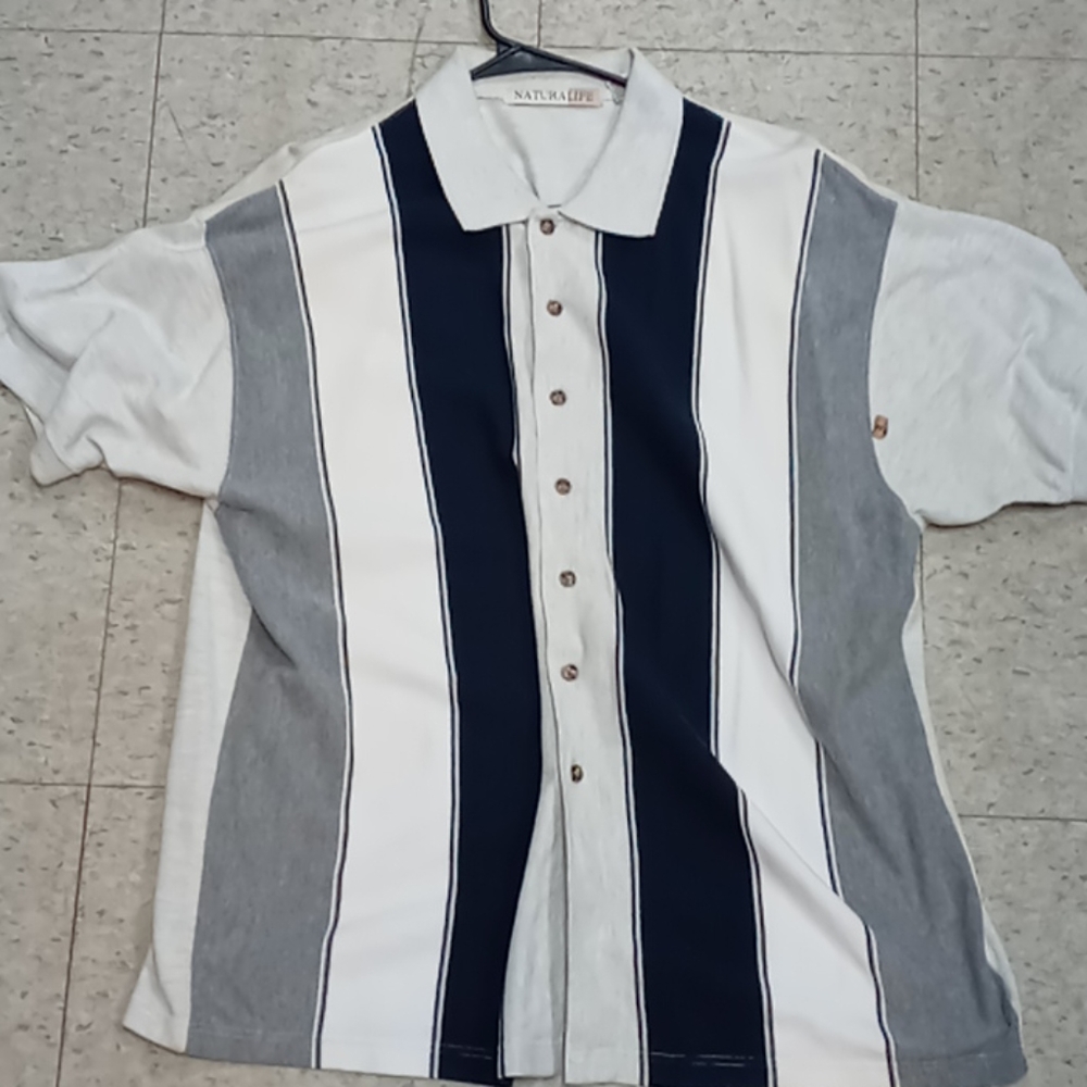 Short sleeve coller shirt